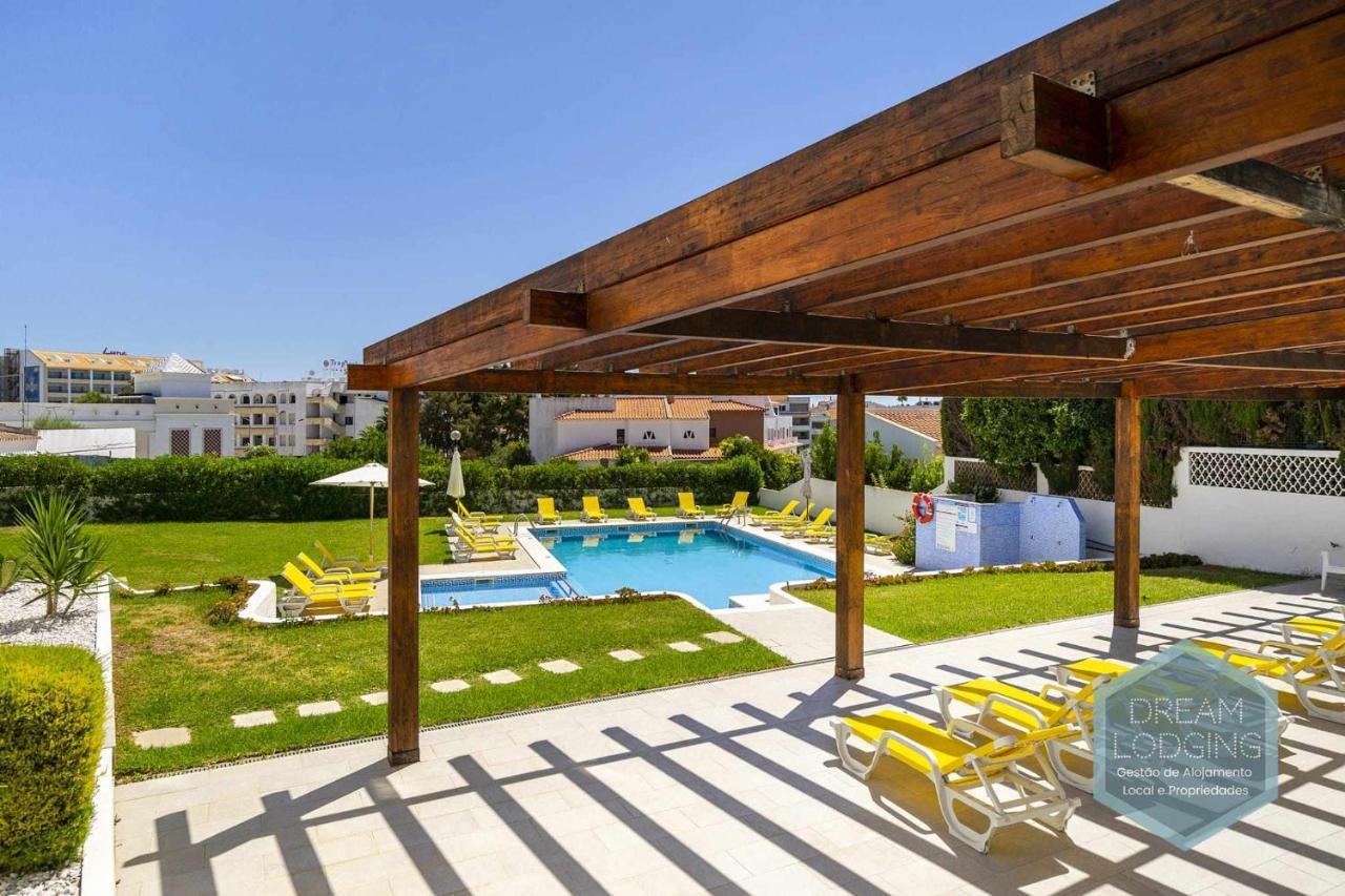 Palm Tree Dream Lodging Αλμπουφέιρα Εξωτερικό φωτογραφία