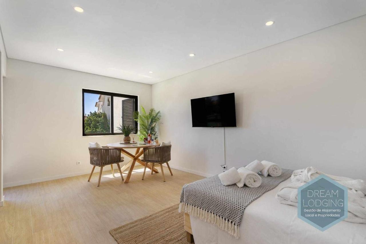 Palm Tree Dream Lodging Αλμπουφέιρα Εξωτερικό φωτογραφία