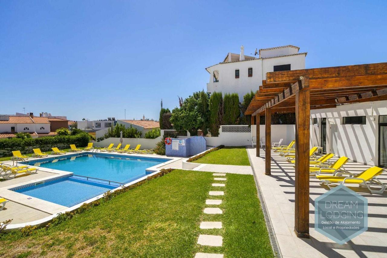 Palm Tree Dream Lodging Αλμπουφέιρα Εξωτερικό φωτογραφία