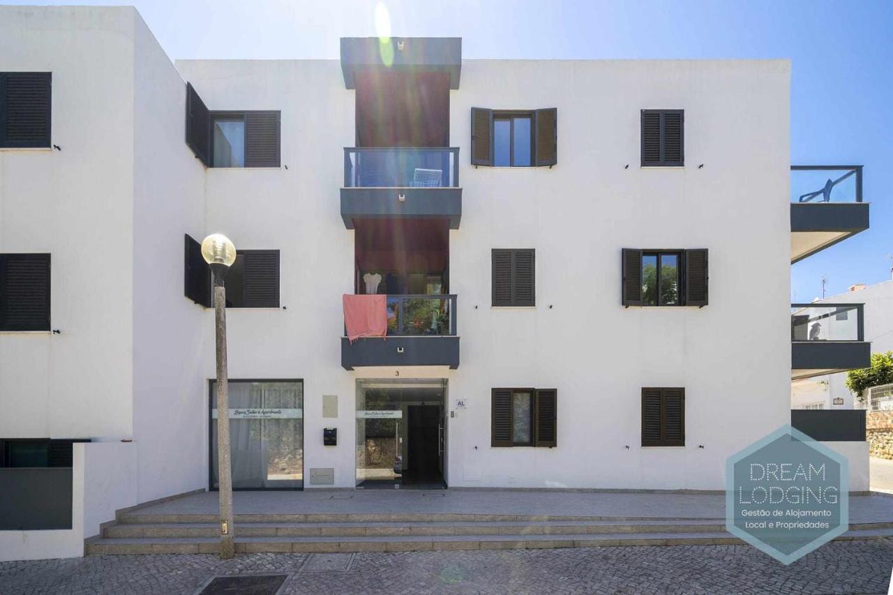 Palm Tree Dream Lodging Αλμπουφέιρα Εξωτερικό φωτογραφία